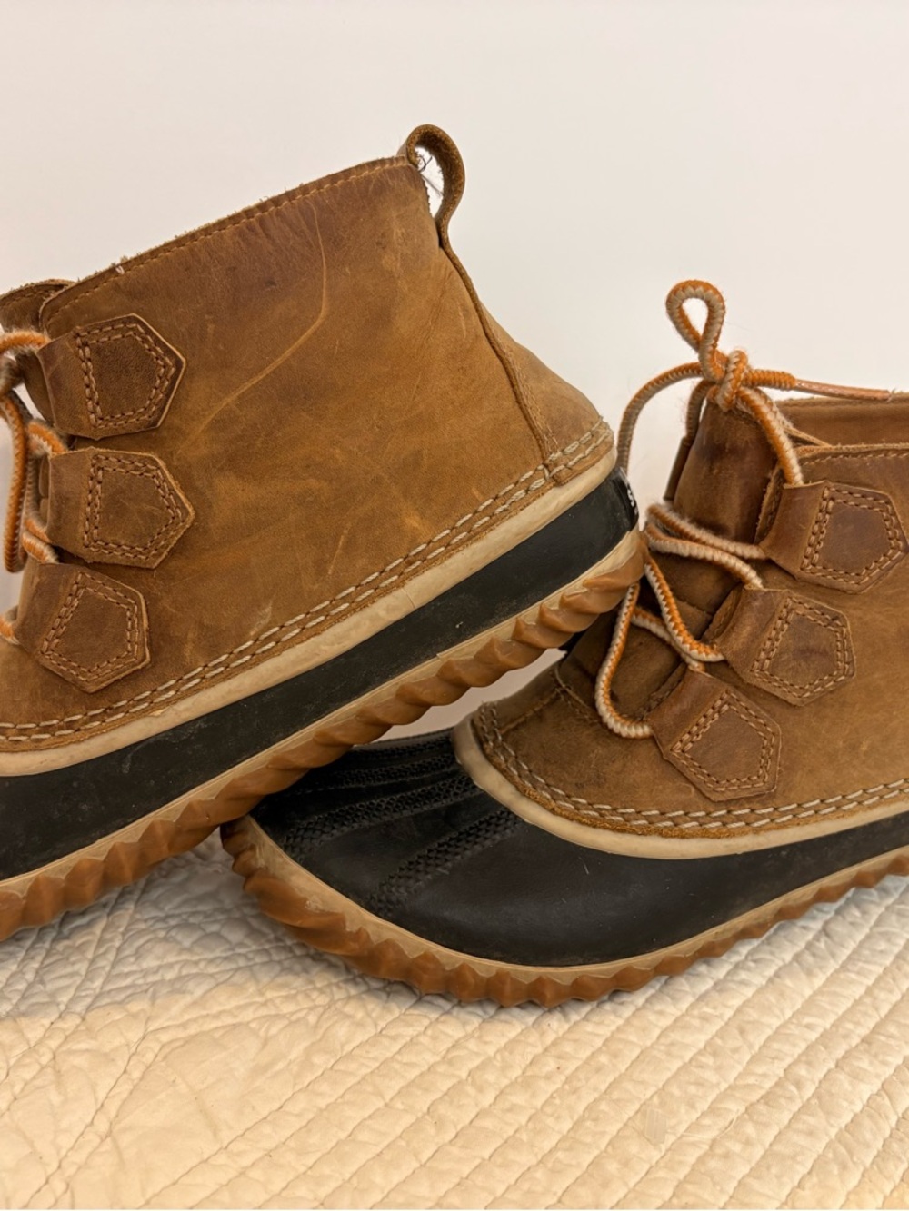 Sorel Out n about Boot - size 7.5